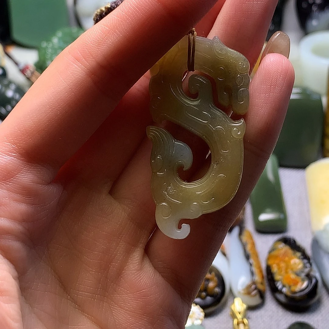 未镶嵌和田玉挂件