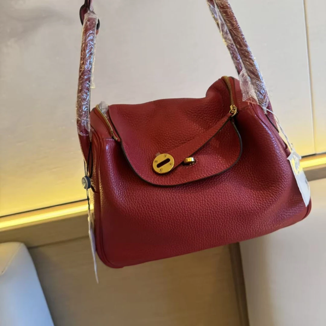 95新 Hermes/爱马仕 红色lindy/二奢包包