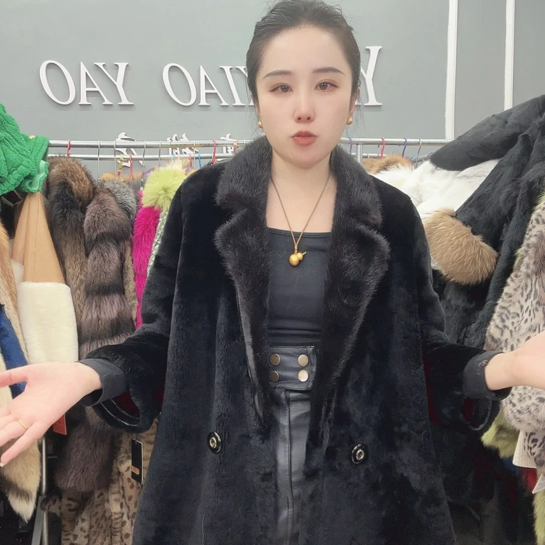 姚小妖家高端皮草