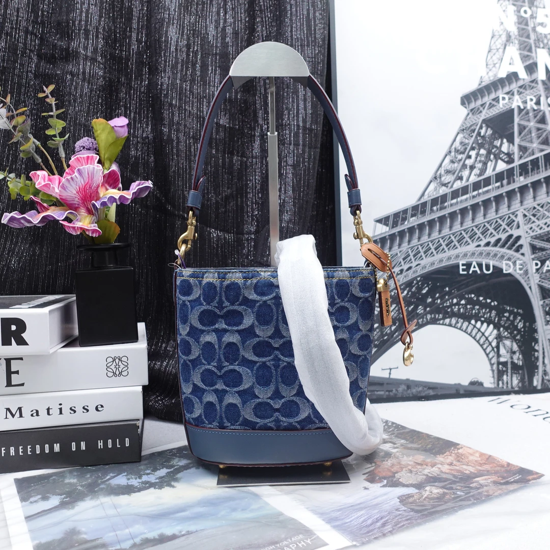 95新 COACH/蔻驰 单肩包/T10225520