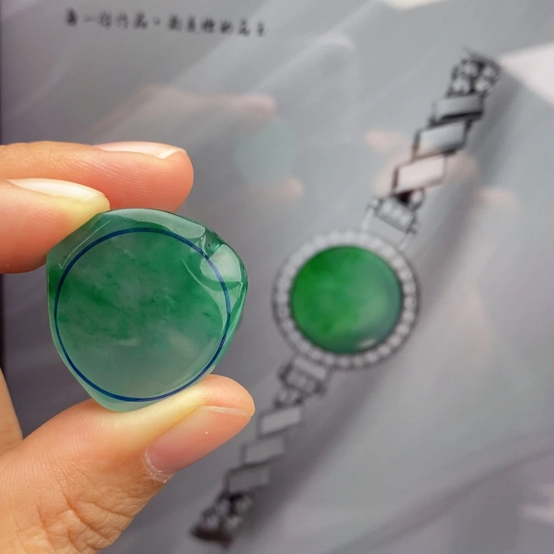 定制翡翠未镶嵌  大牌手链款