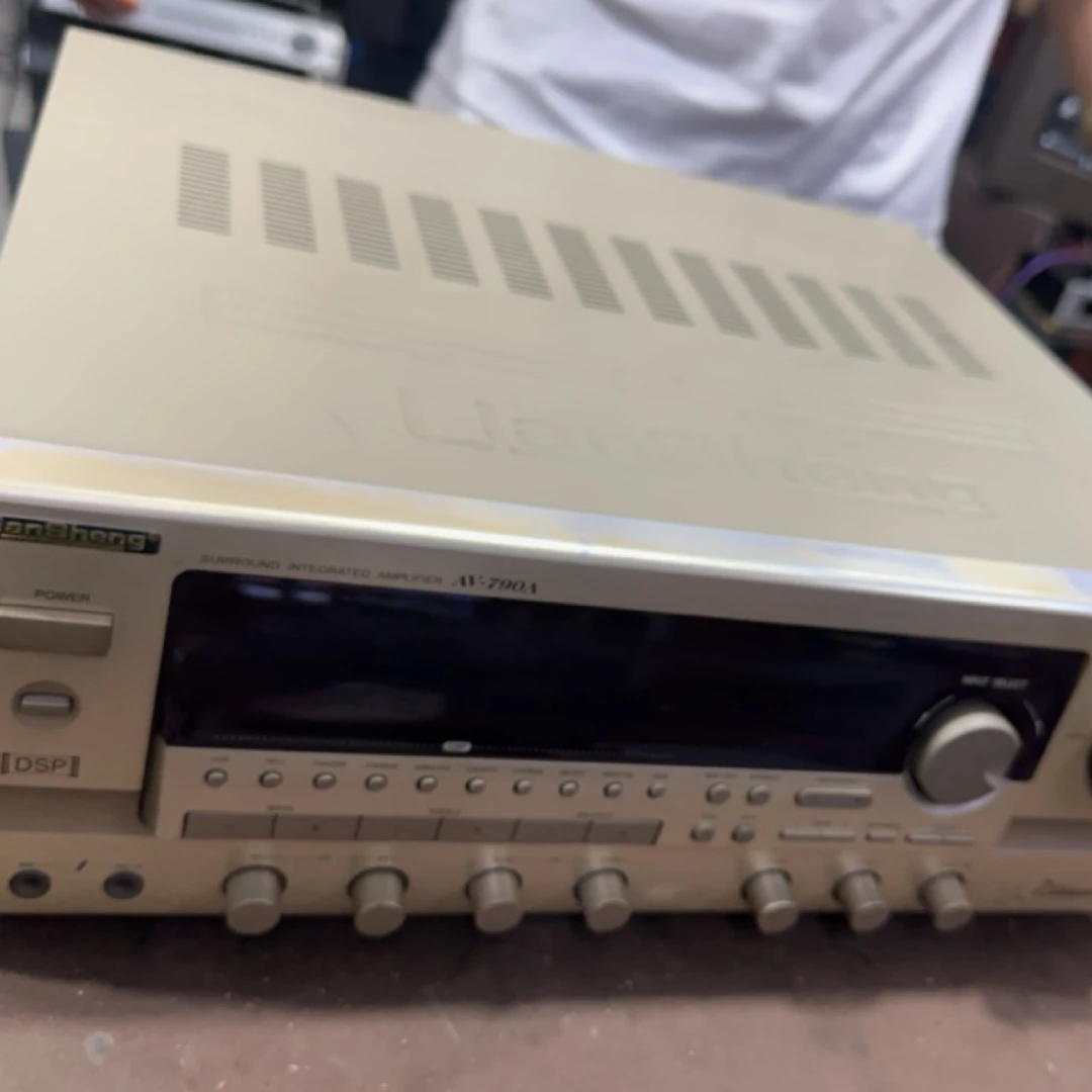 8新  连声 790功放机