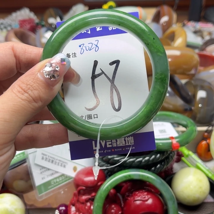 和田玉手镯未镶嵌乖*