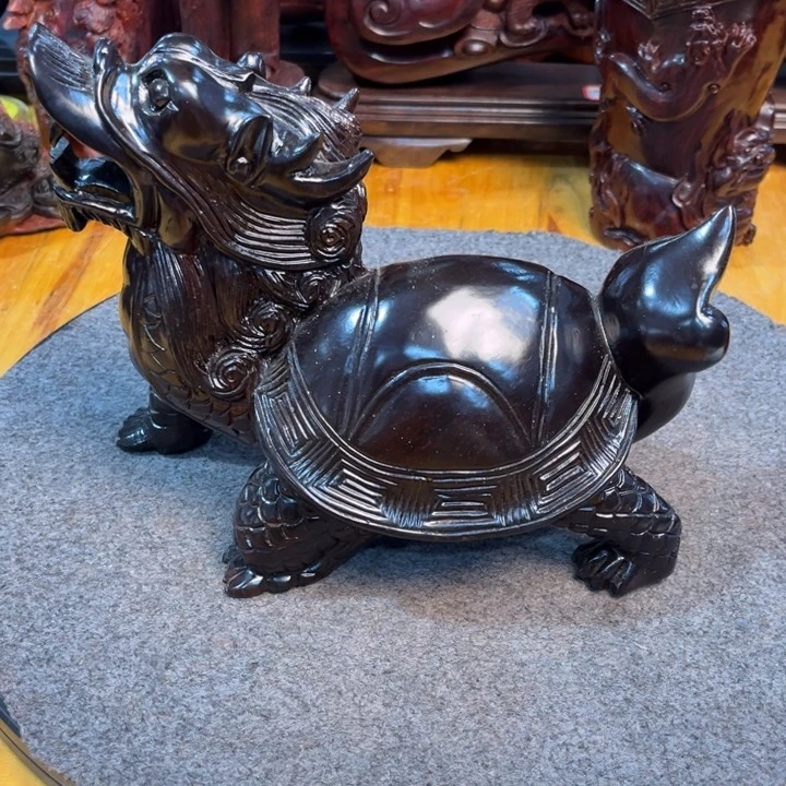 黑酸枝木类龙龟摆件