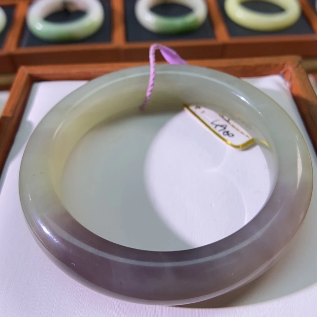 【闪购商品】未镶嵌手镯和田玉