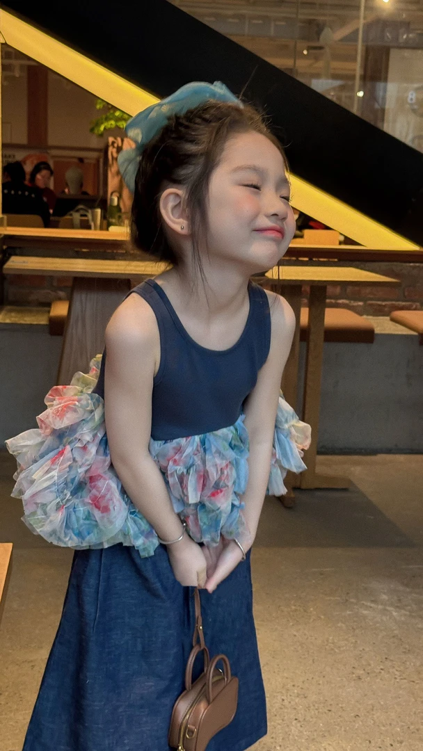 女童夏季新款2025无袖拼接蕾丝背心蓬蓬裙上衣韩版宽松牛仔阔腿裤