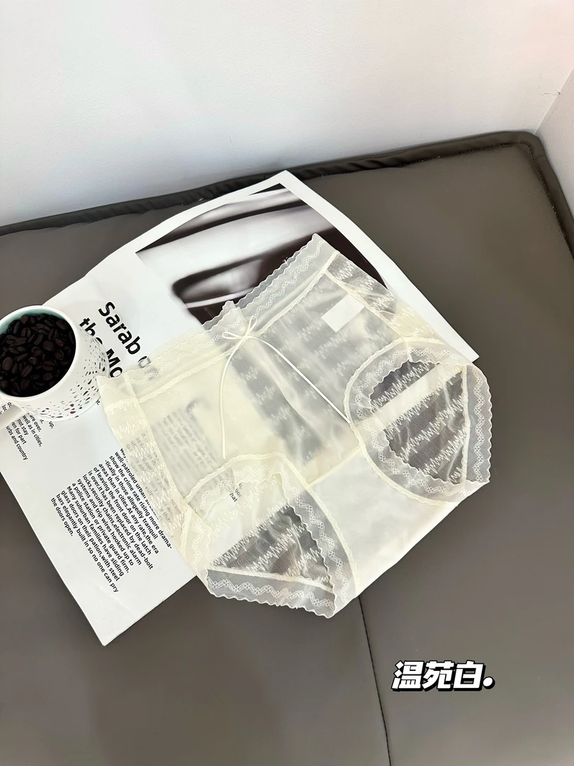 新款超轻薄蕾丝边性感无痕女士透气速干中腰包臀内裤7233