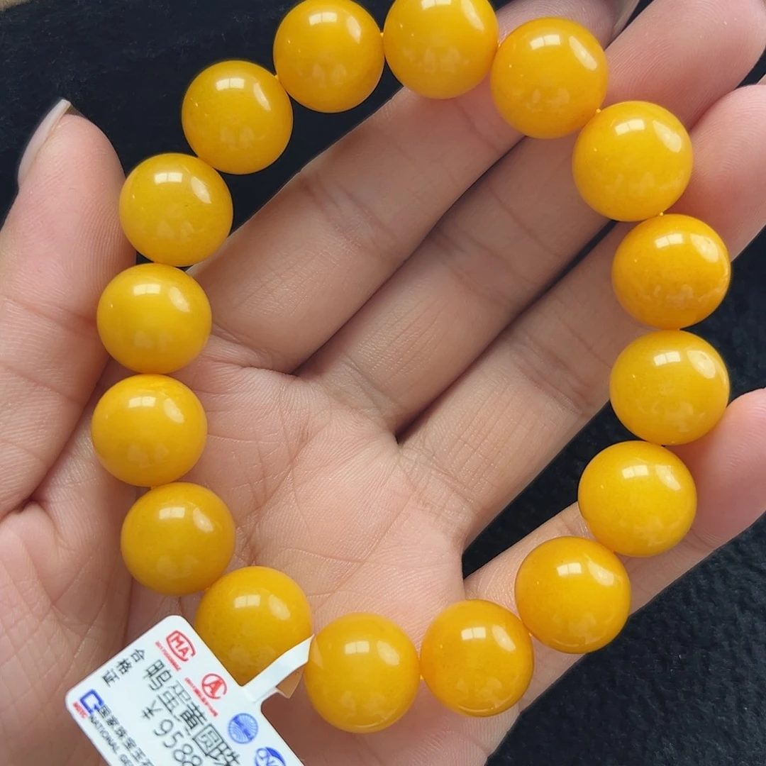 未镶嵌琥珀珠宝奇石