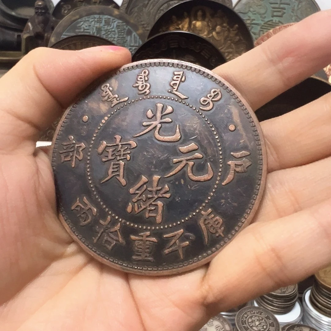 金属复古风格摆件