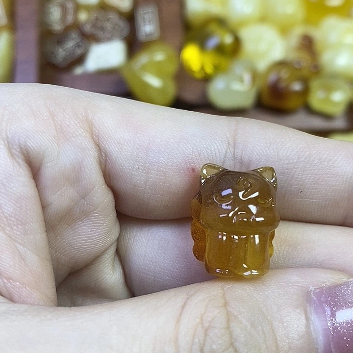 橄榄核吊坠九尾狐