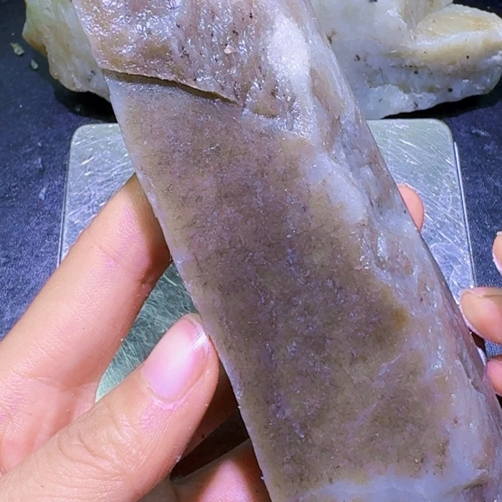 未镶嵌和田玉（糖玉）珠宝半成品