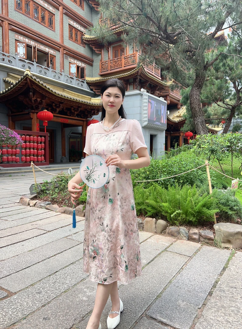 天兰TIANALN夏装新款舒适优雅缎面提花改良旗袍D325842