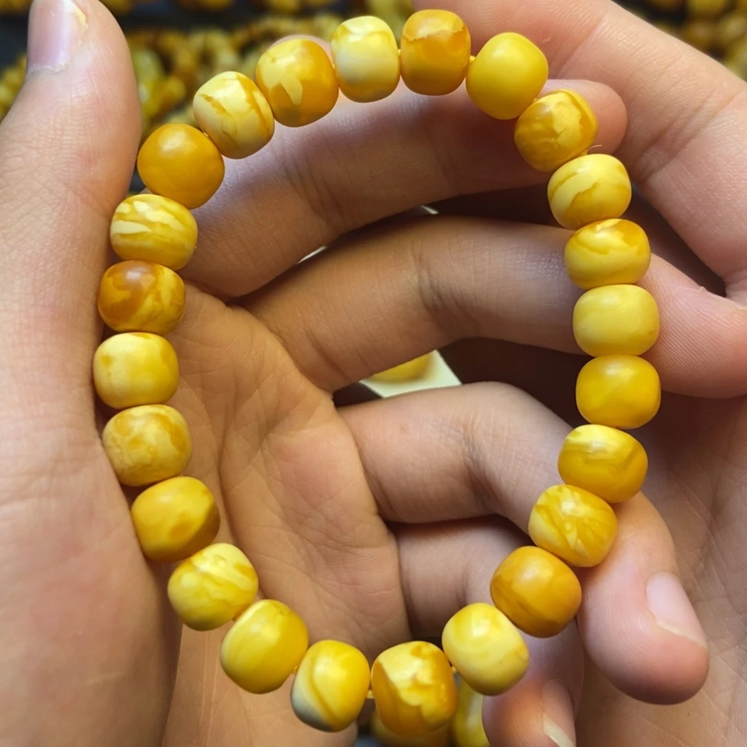 蜜蜡未镶嵌珠宝奇石