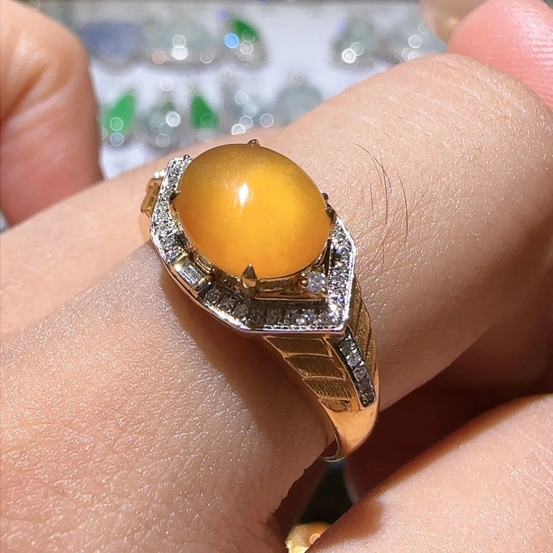 【闪购商品】18K金镶嵌戒指翡翠天然