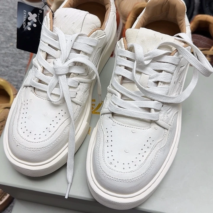 鸵鸟皮（革）白色鸵鸟39