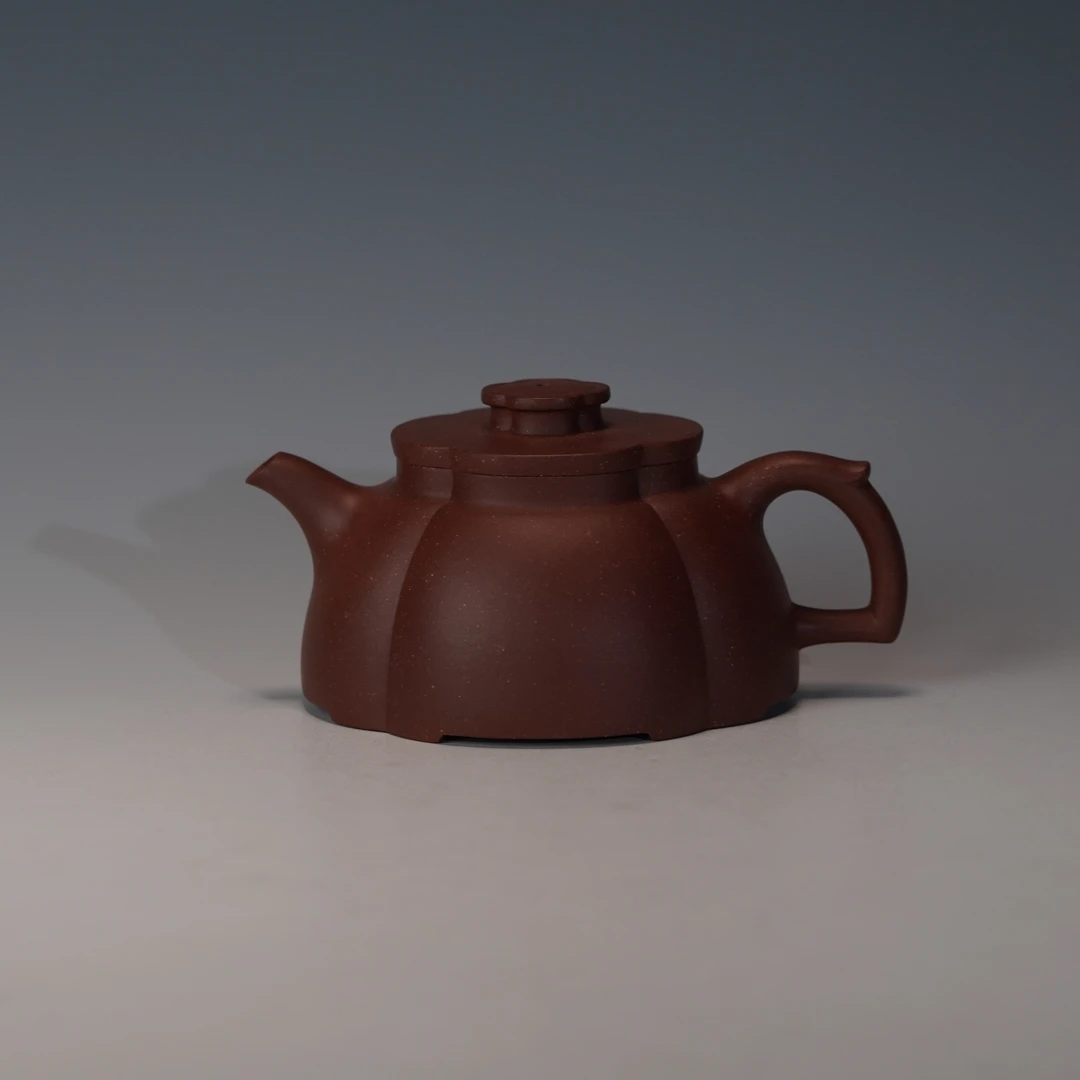 lot.22432 张海燕 底槽清紫玉案壶 170cc