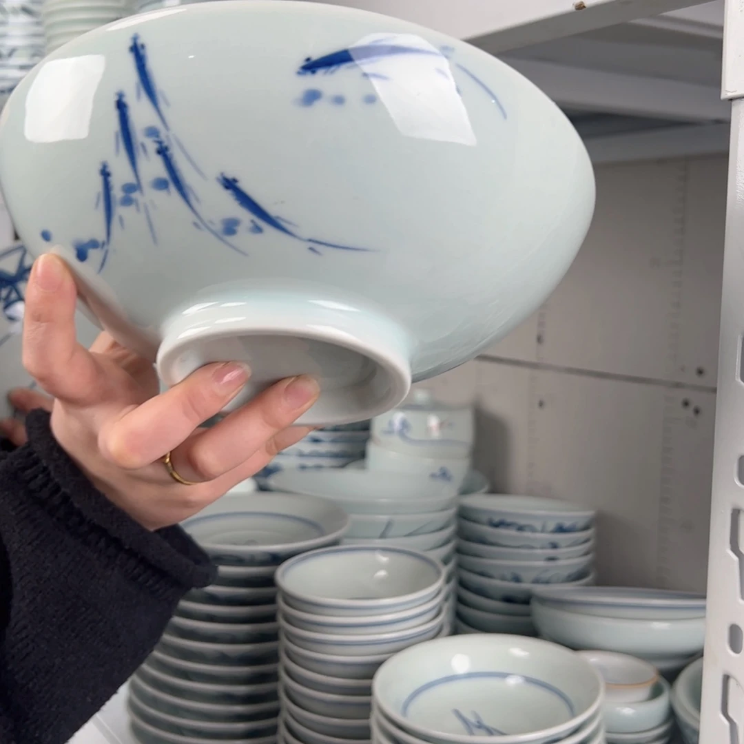 碗1***衣微瑕手绘8.3寸群鱼面碗