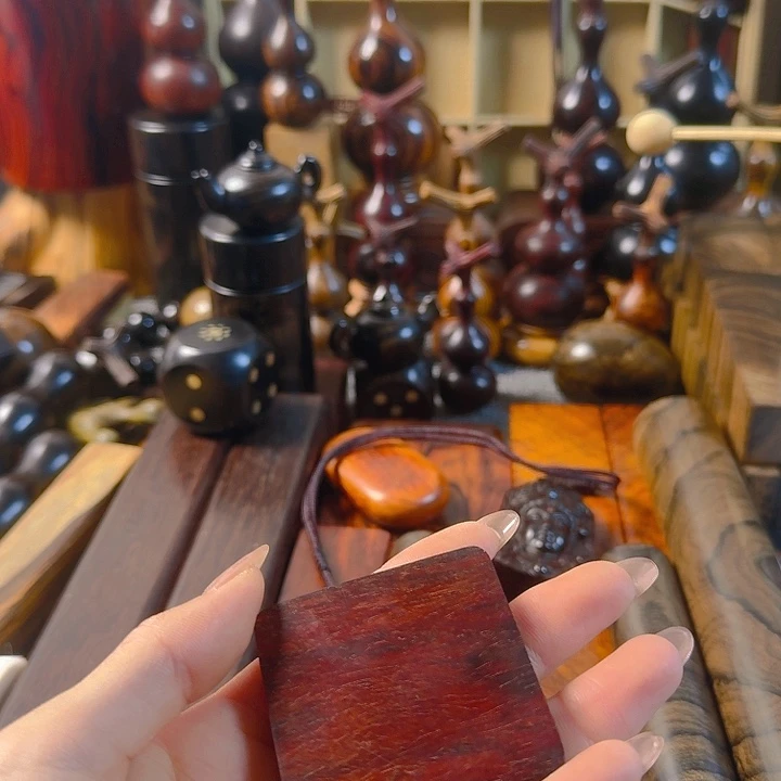 檀香紫檀（小叶紫檀）非***白