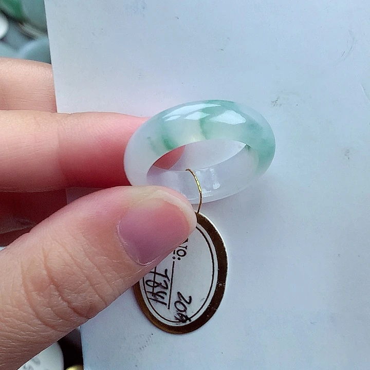 翡翠未镶嵌戒指20号