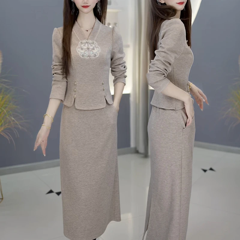 【半身裙+上衣】B12米白色套装优雅气质时尚减龄显瘦秋冬设计感