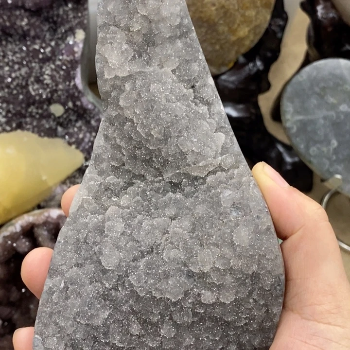 +***E未镶嵌珠宝半成品紫晶