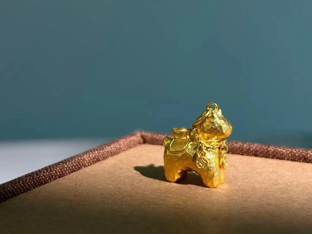 足金999 马上有钱黄金吊坠不含链 国风时尚