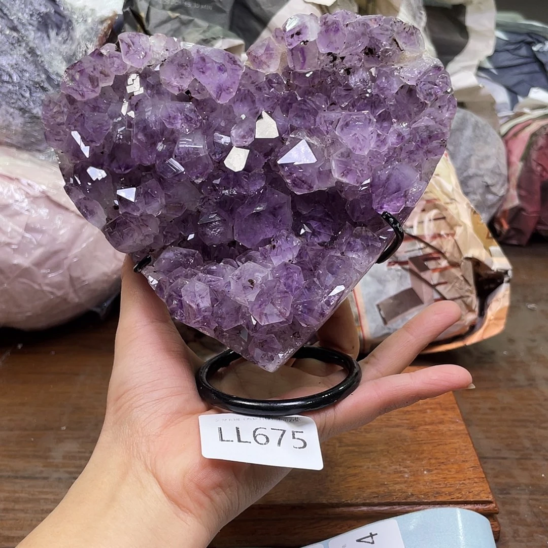 未镶嵌水晶大型摆件（非配饰）