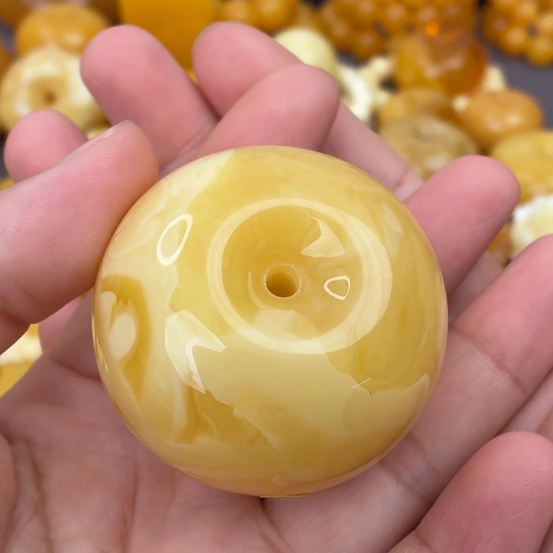 裸石琥珀未镶嵌面包圈