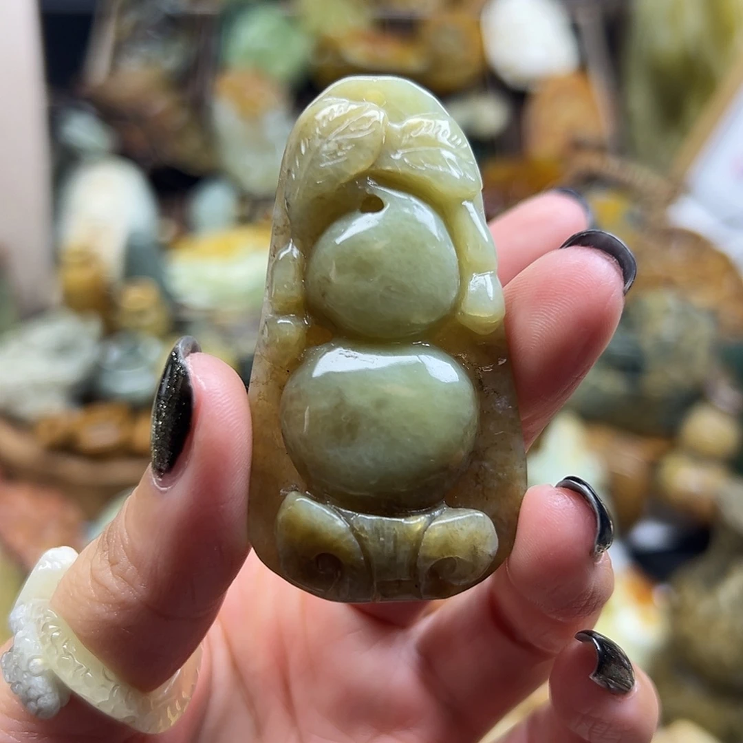 颈饰未镶嵌岫岩老玉（透闪石质玉）老玉葫芦