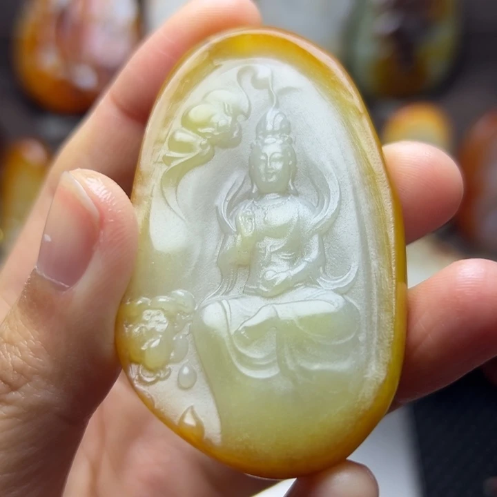 和田玉未镶嵌颈饰