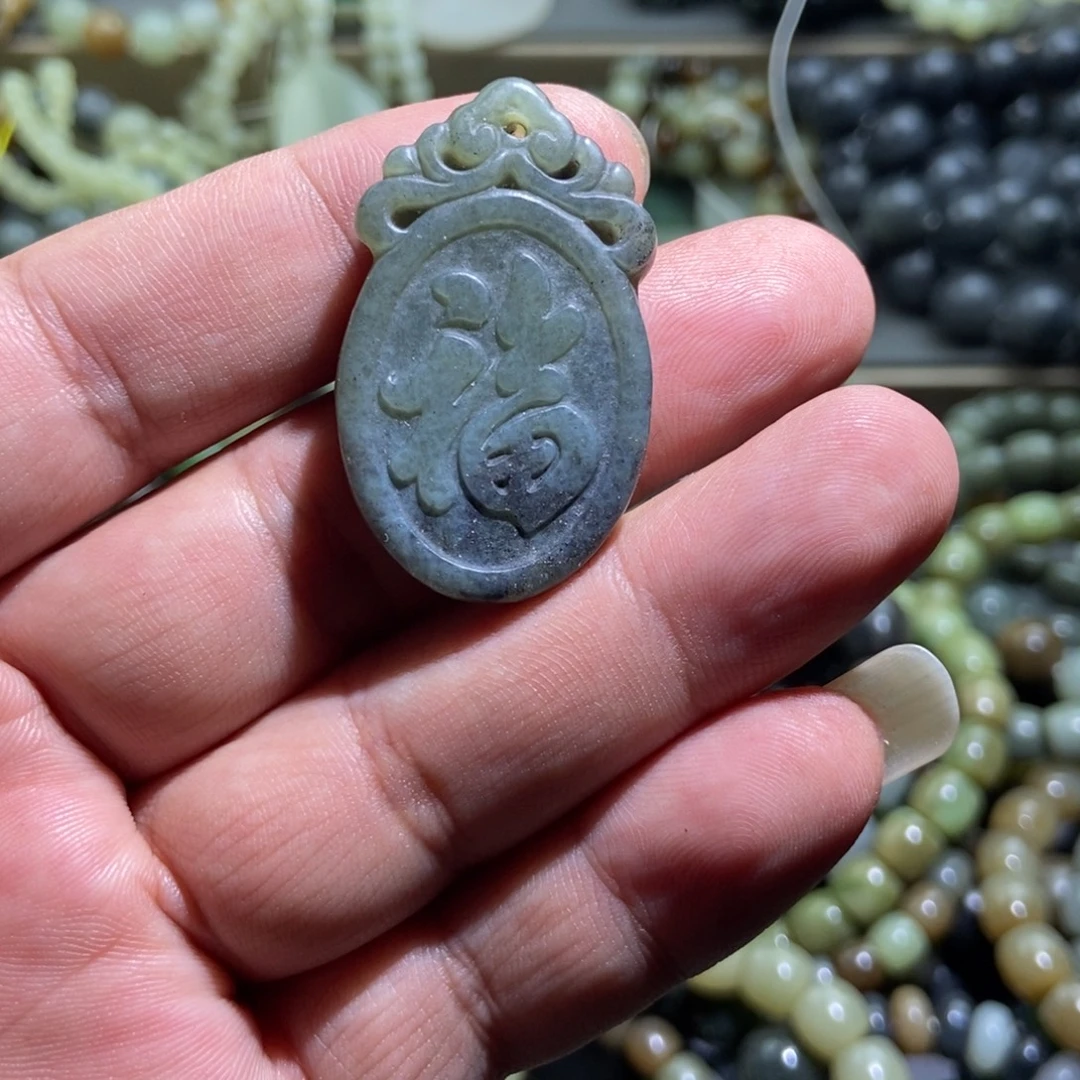 项链未镶嵌和田玉（糖玉）