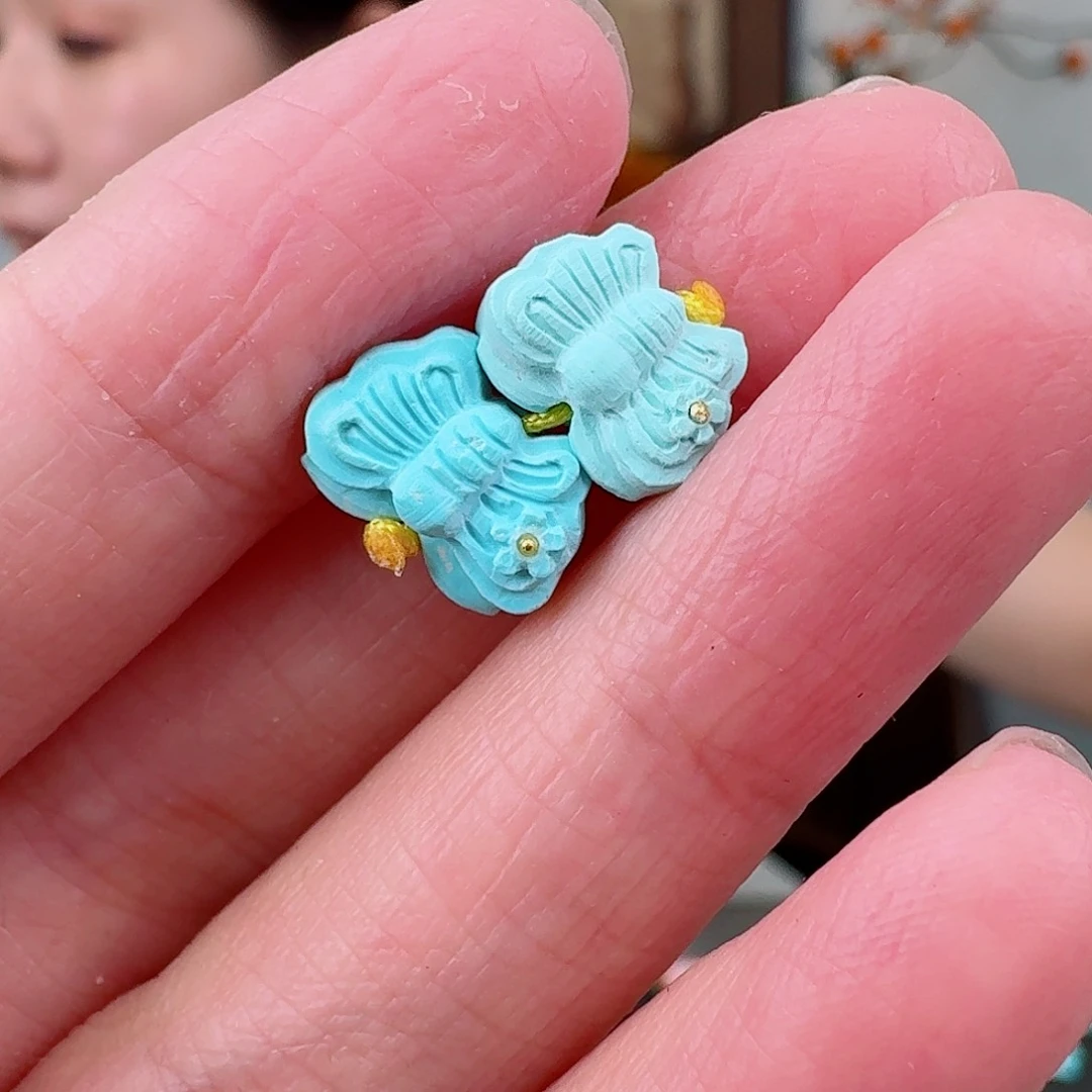 未镶嵌绿松石珠宝奇石