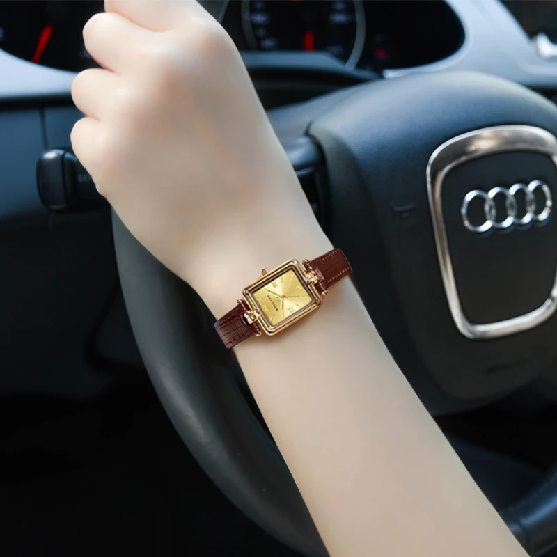 女士手表女时尚气质百搭防水小众复古女表黑金小方糖金表高颜值