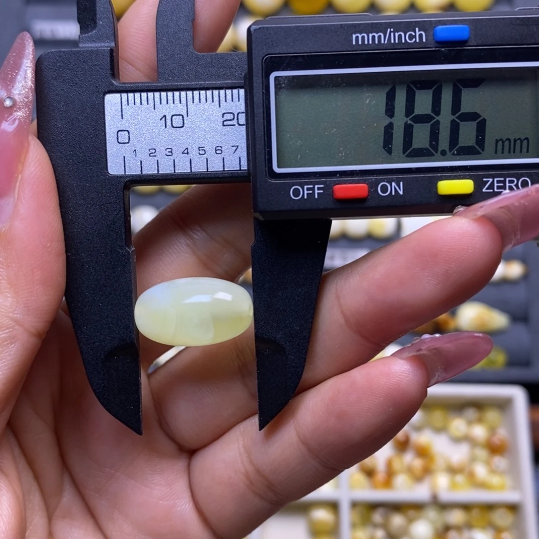 蜜蜡未镶嵌珠宝奇石荧光白妖花桶珠