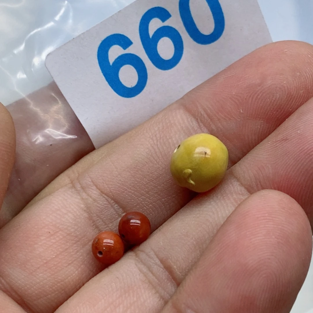 南红玛瑙未镶嵌珠宝奇石