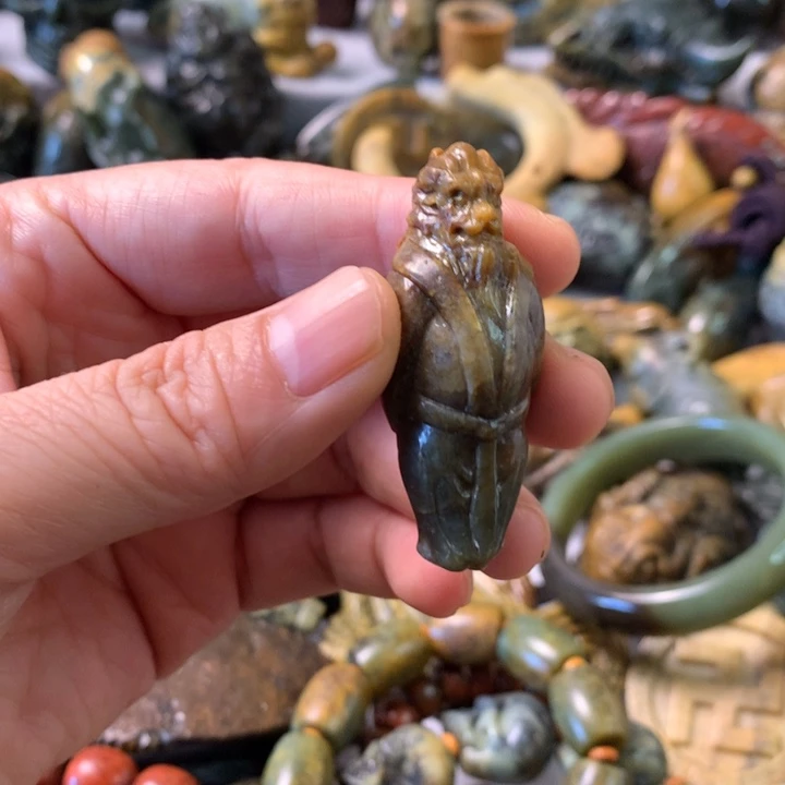 未镶嵌岫岩河磨玉（透闪石质玉）笔搁