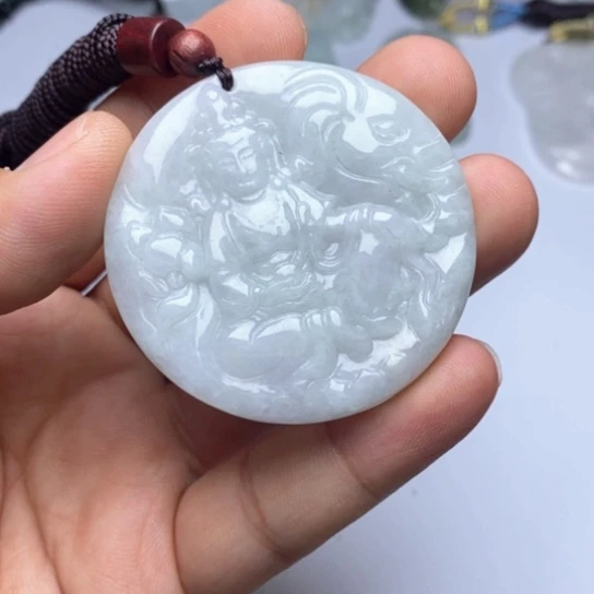 颈饰未镶嵌翡翠家****，翡翠