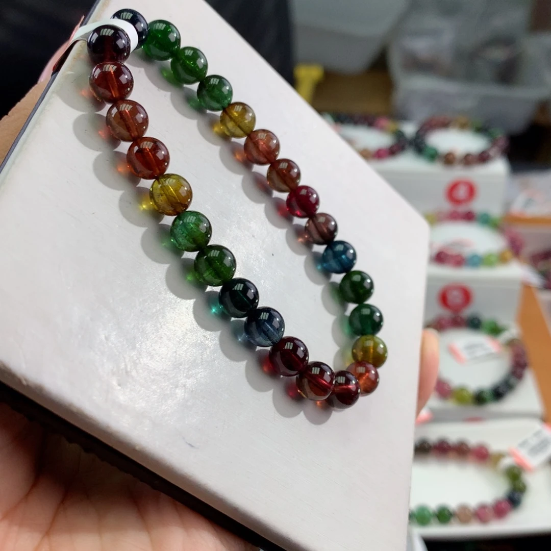 未镶嵌手链碧玺  7.3mm。