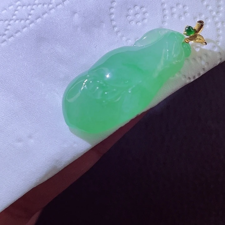 颈饰18K金镶嵌翡翠翡翠