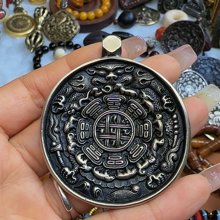 泥塑台*谢谢，扎西德勒