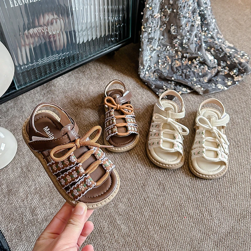 潮牌女童复古民族风凉鞋女孩波西米亚风一字凉鞋夏季新款软底沙滩