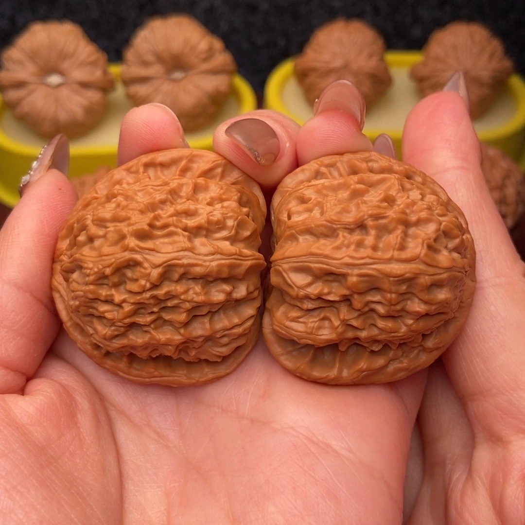 把件文玩核桃42白狮子