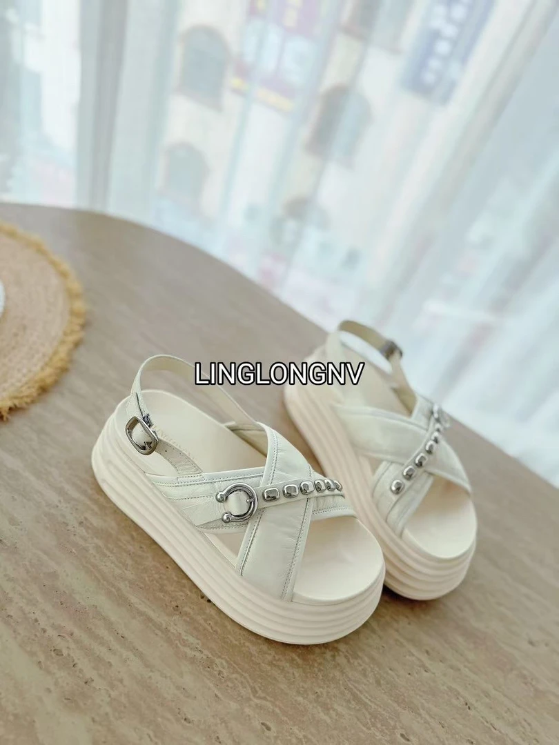 「雯姐家」欧洲站夏季新款厚底交叉一字带铆钉露趾欧货真皮休闲凉鞋
