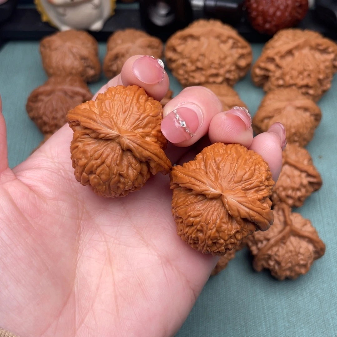 文玩核桃把件全品白狮子37