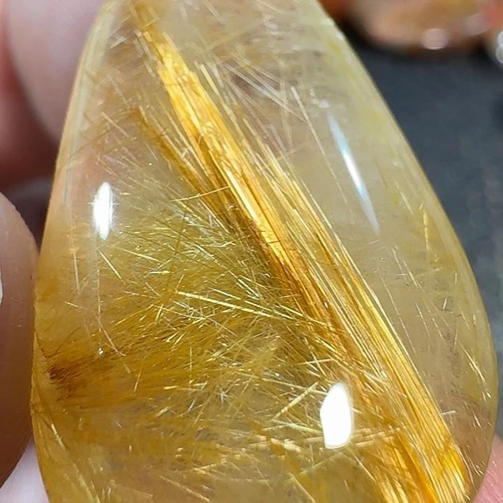 用***4水晶颈饰未镶嵌好