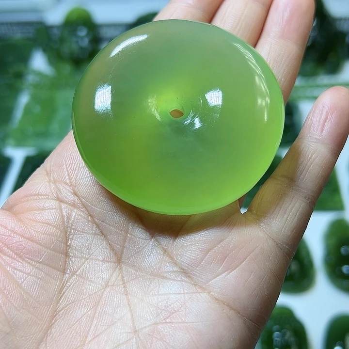 蛇纹石玉颈饰未镶嵌用****9