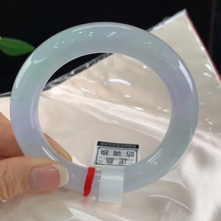 翡翠手镯未镶嵌111-0136