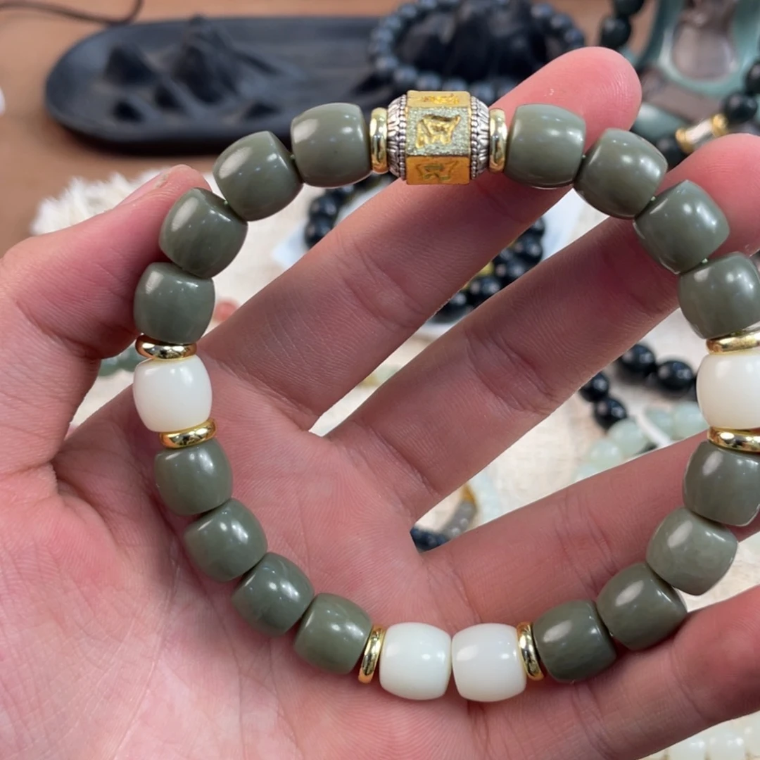 未镶嵌手链和田玉