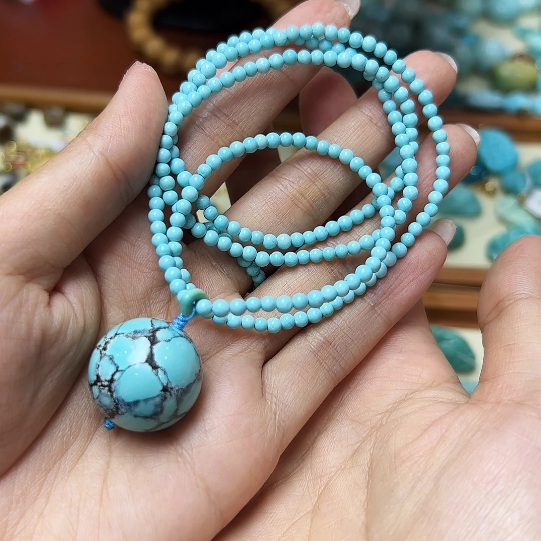 4***6绿松石未镶嵌颈饰绿松石