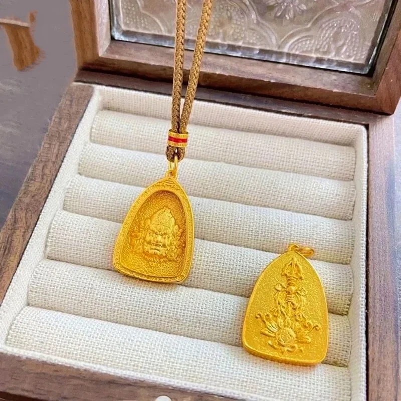 合金吊坠 新中式錾刻三角牌黄财神吊坠